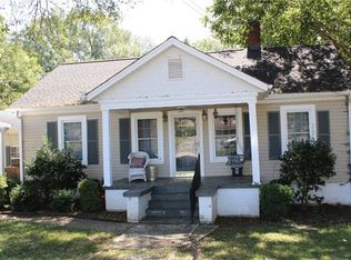 113 E K St, Newton, NC 28658