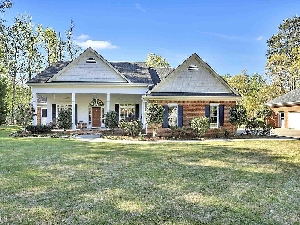 1st image of 190 Winfair Dr