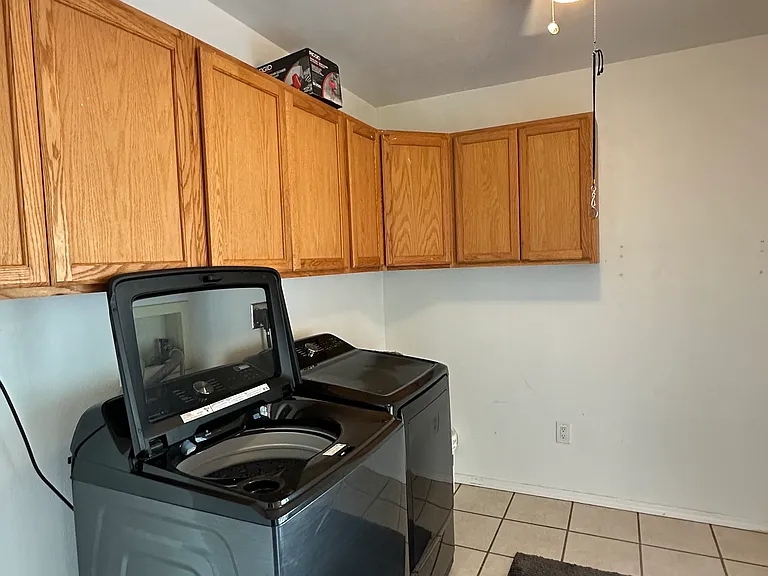 3209 S Capri Cir — Photo 16