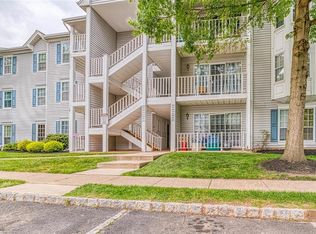 276 Kempsey Dr #276, North Brunswick, NJ