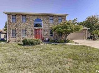 2101 Renwick Dr, Springfield, IL 62704