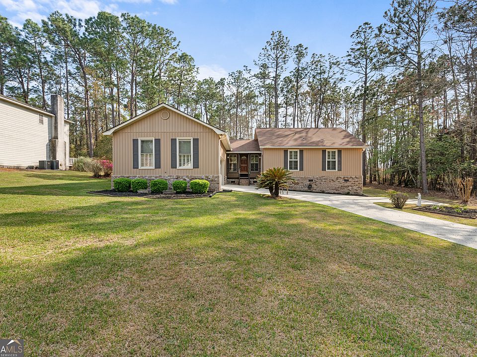 1st image of 124 Evergreen Dr