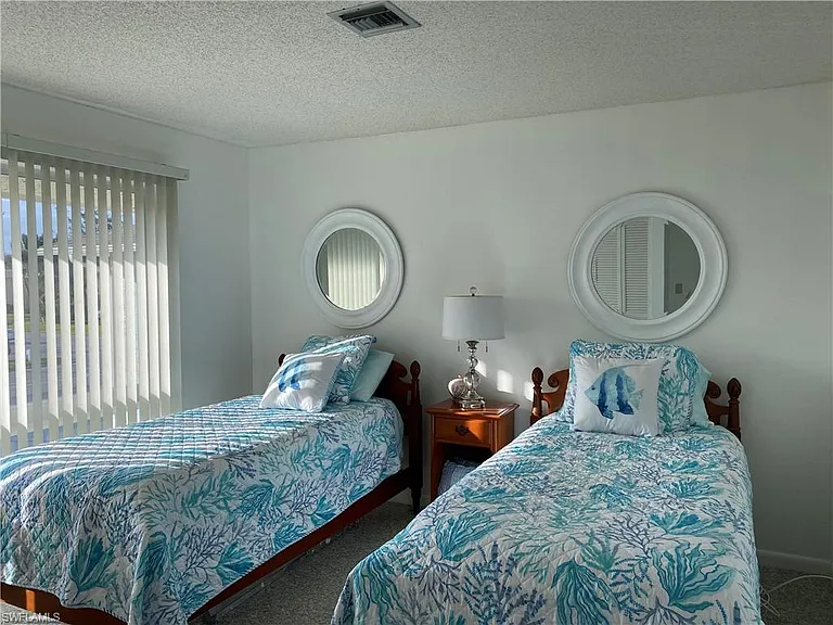 265 Palm Dr #2 — Photo 8