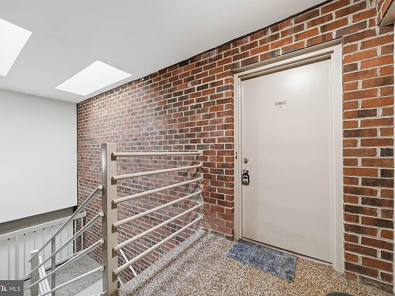 8010 Needwood Rd #201 — Photo 3