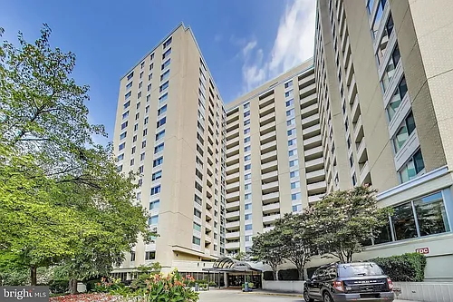 4601 N Park Ave #610 Photo 1