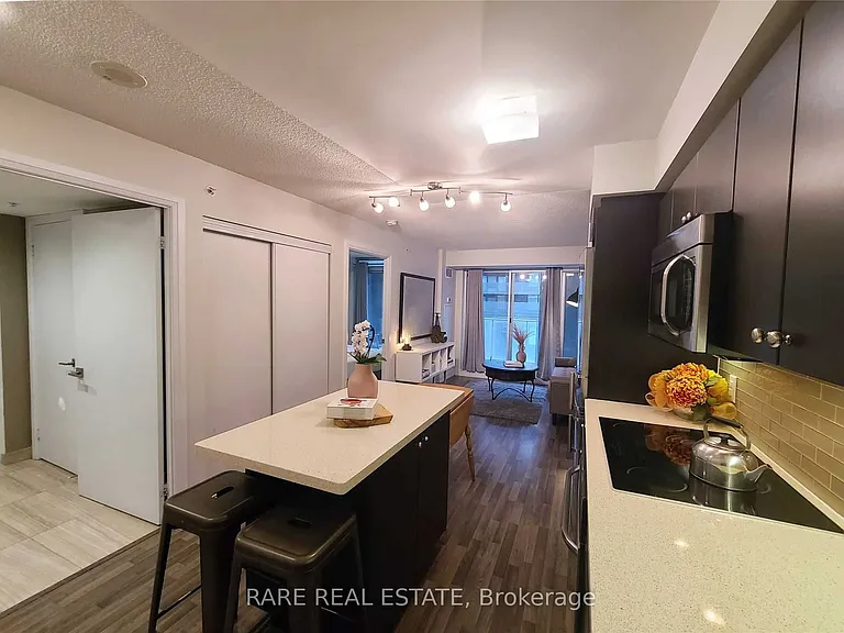 565 Wilson Ave #320W — Photo 3