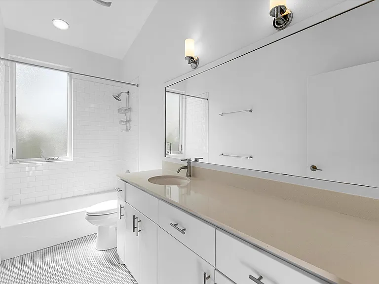 1204 Woodland Ave #B — Photo 21