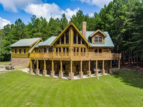 998 Hickory Nut Trl, Spencer, TN 38585