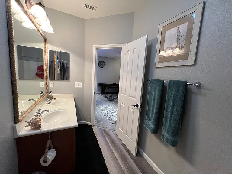 2834 Stonegate Dr — Photo 34