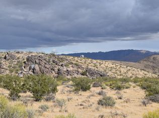 6422 Center St, Joshua Tree, CA 92252