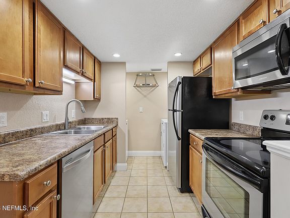3rd image of 3737 LORETTO Road #407