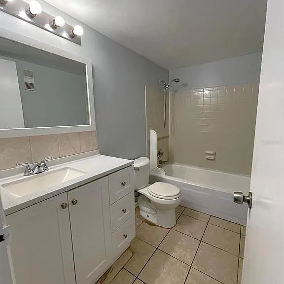 2835 Somerset Park Dr #205 — Photo 17