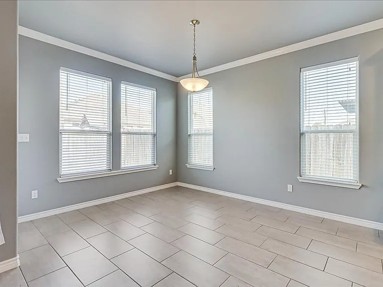 2217 Ibis — Photo 16
