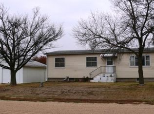 601 E Line St, Plainview, NE 68769