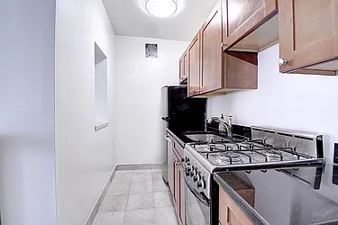Rented by Urbane Brokerage