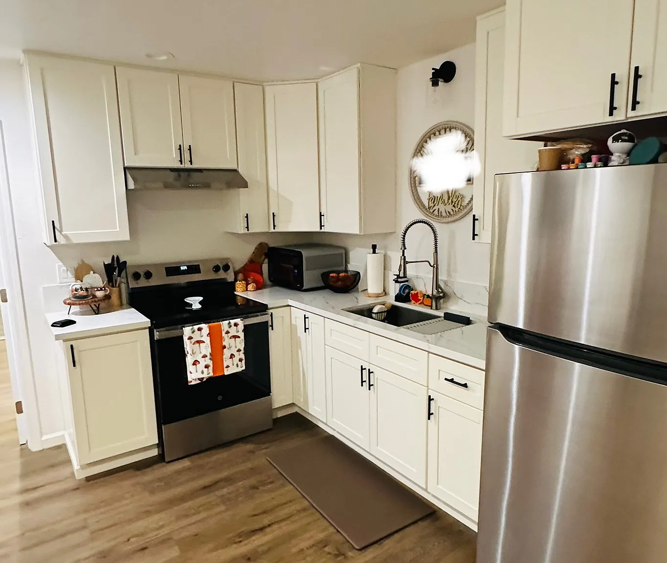 1 bed, 500 sqft, $1,600 — Photo 3