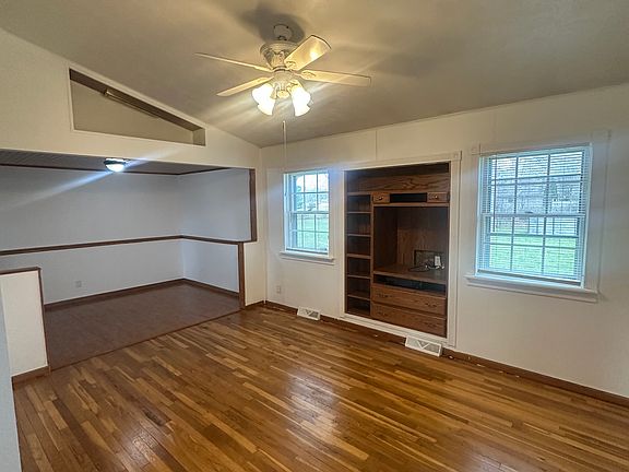 5th image of 2425 W Florian Ct