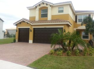 8207 Savara Streams Ln, Boynton Beach, FL 33473