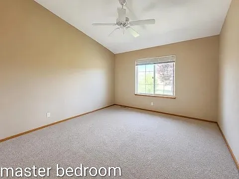 811 Vista Ridge Dr — Photo 14