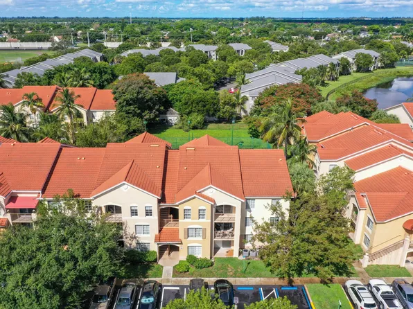 4041 San Marino Boulevard #307, West Palm Beach, FL 33409