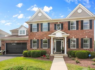 3024 Cranston Ave, Elgin, IL 60124