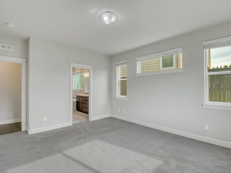 5061 SE 83rd Ave — Photo 18