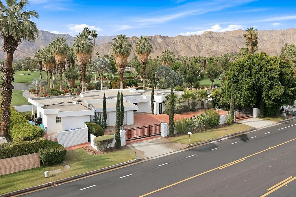 71467 Country Club Dr