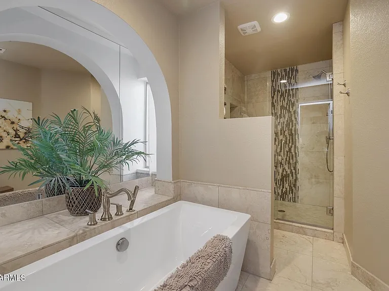 6001 E Monte Cristo Ave — Photo 18