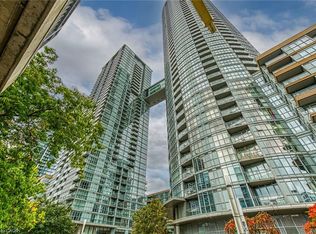 15 Iceboat Ter #1205, Toronto, ON M5V 4A5