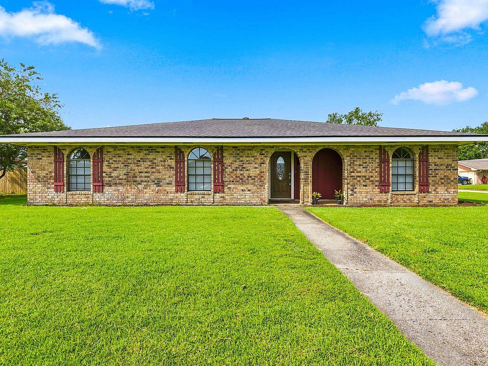 1st image of 100 Maria Cir