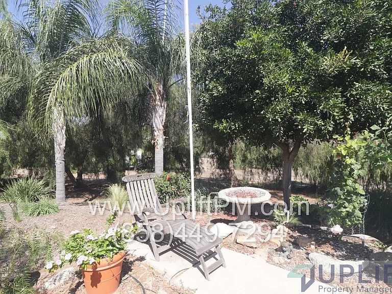 22845 Vista Ramona Rd — Photo 7