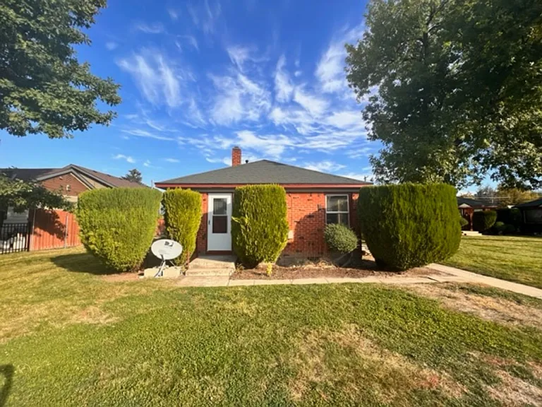 2722 W Bannock St — Photo 9