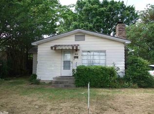 102 N 4th St, Benton, AR 72015