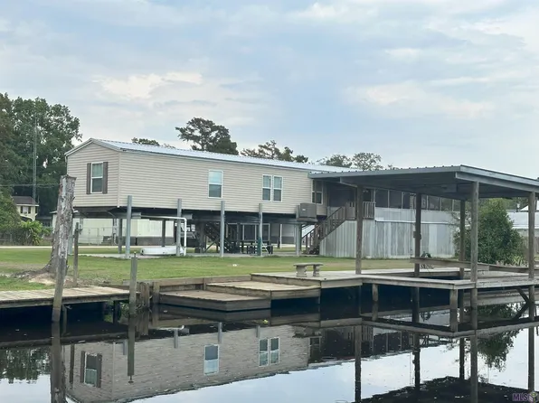 22374 Teal St, Maurepas, LA 70449