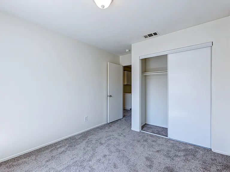Parkview Townhomes — Photo 7