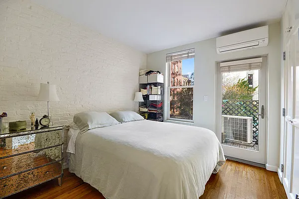 Sold by Corcoran | media 14