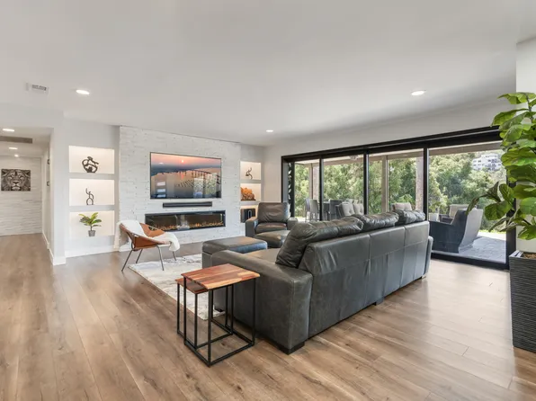 9648 Candy Ln #A, La Mesa, CA 91941
