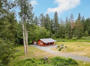 470 Rhododendron Ln, Brinnon, WA 98320