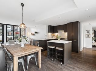 150 W 15th St #303, North Vancouver, BC