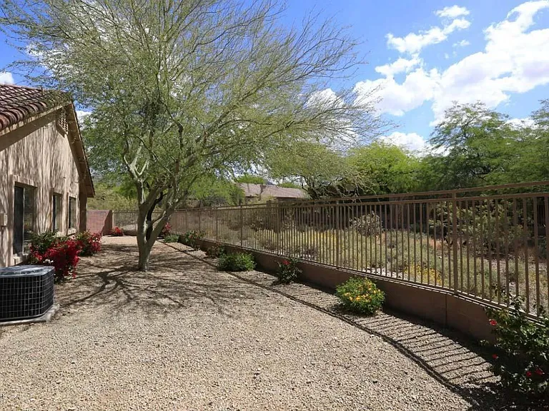 10265 E Star Of The Desert Dr — Photo 20
