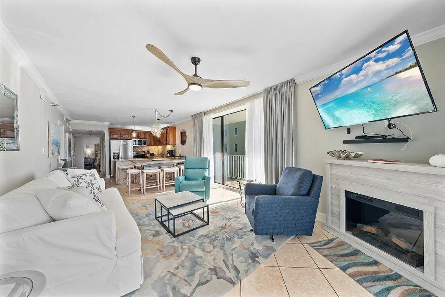 3 bed, 3.0 bath, 1291 sqft, $5,066 — Photo 1