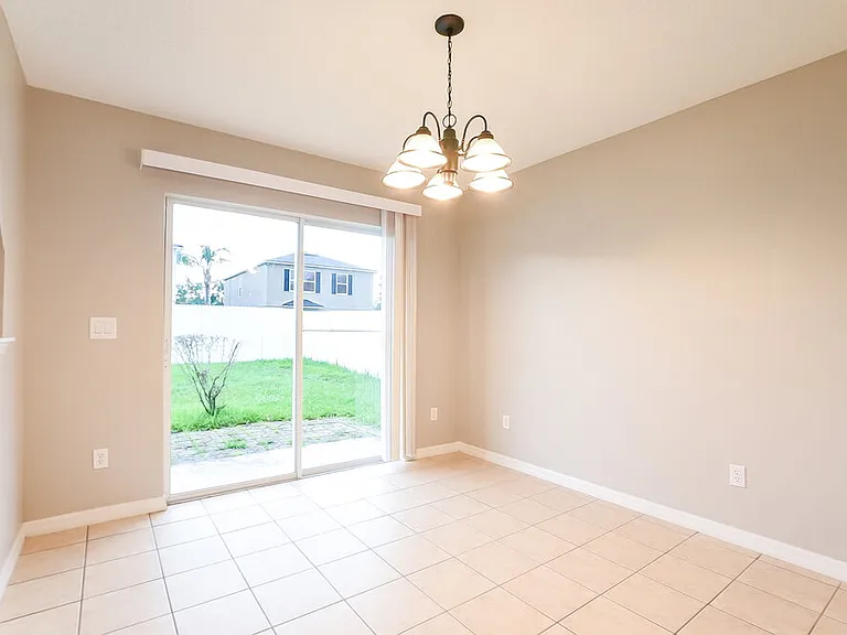 1725 Portcastle Cir — Photo 7
