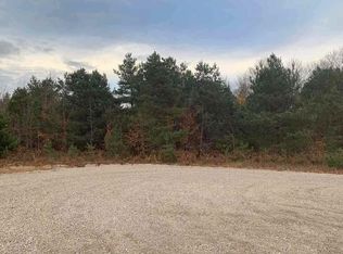 4154 Hemlock Ln, Alanson, MI 49706