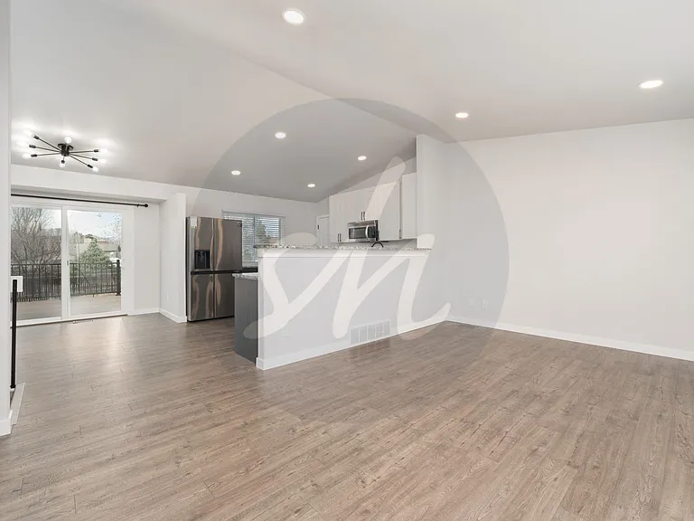 4962 Filarees Cir — Photo 4
