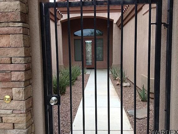 2nd image of 2813 Fort Mojave Dr