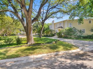 300 Charles Rd, Terrell Hills, TX 78209