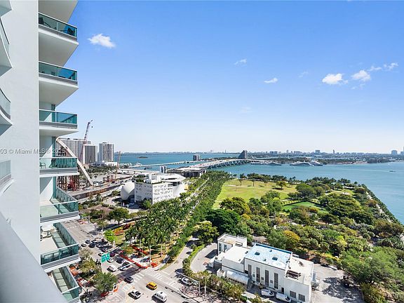 4th image of 900 Biscayne Blvd APT 2309