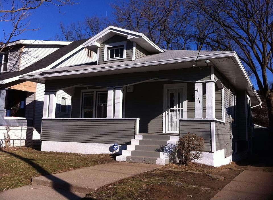 1st image of 131 S 44th St