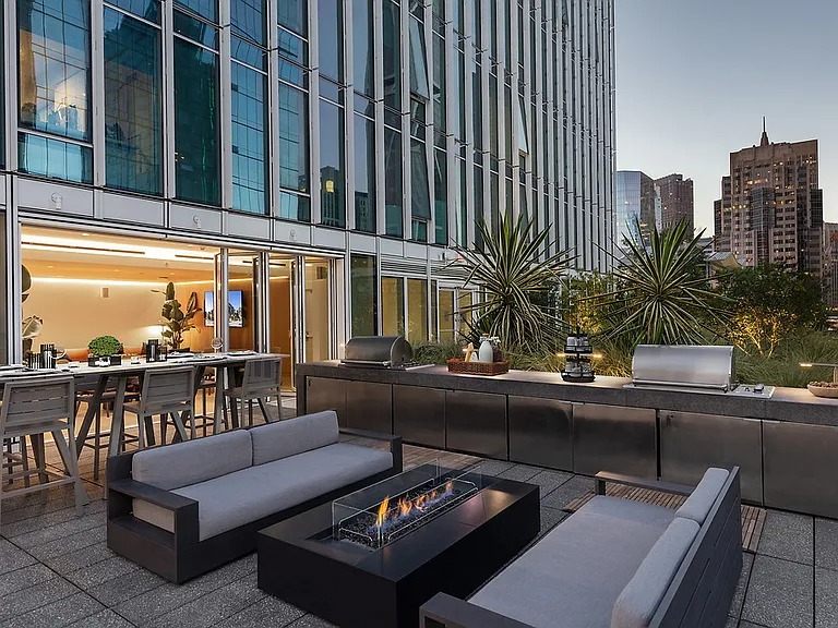 500 Folsom — Photo 3