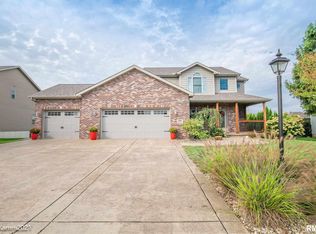106 Miromar Ln, Washington, IL 61571